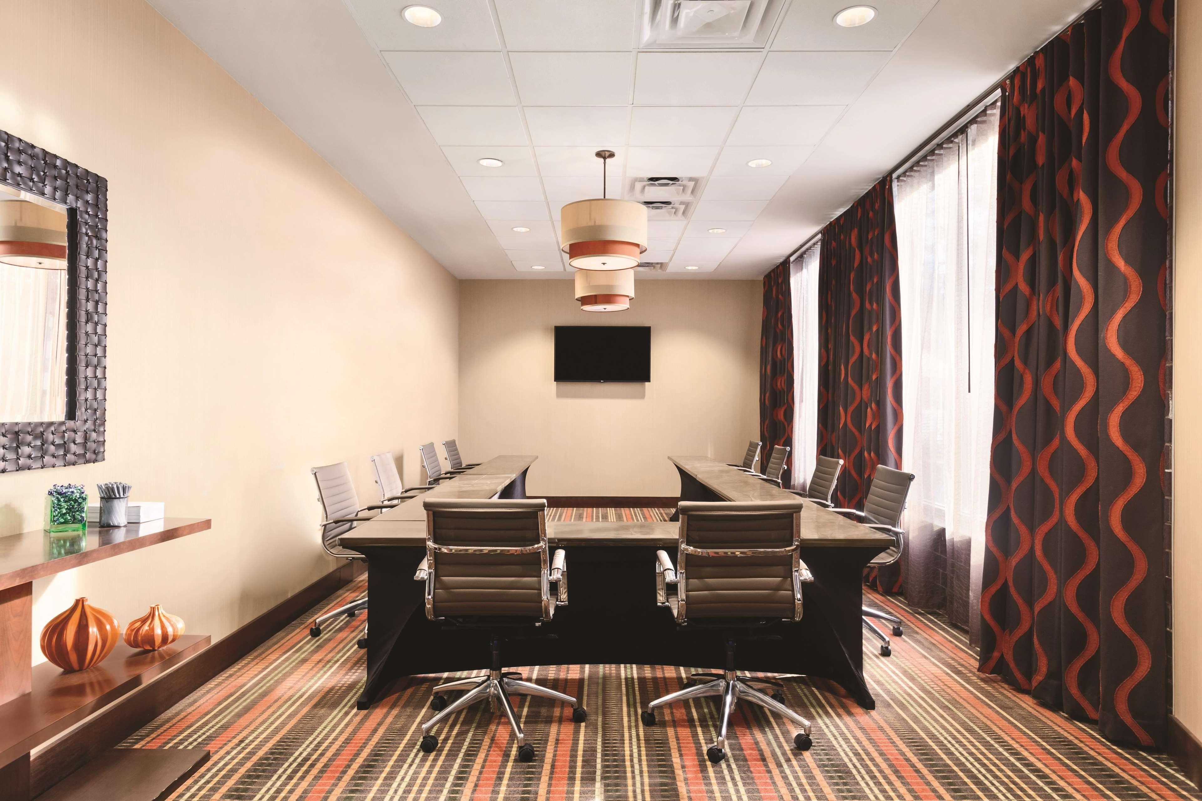 Hampton Inn Frederick Eksteriør billede